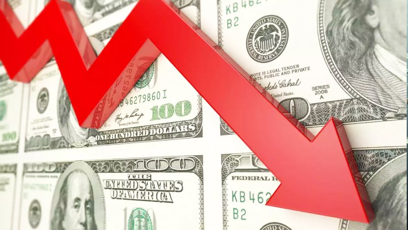 افزایش قیمت دلار زودگذر است/ بازار به‌زودی برمی‌گردد