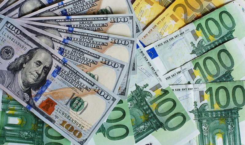 نرخ ارز در بازارهای مختلف 14 بهمن ماه / یورو کاهشی شد