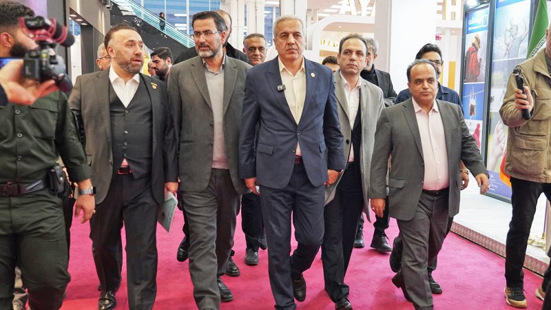 چرا نمایشگاه طلا و جواهر تهران ۱۴۰۲ در ایرانمال برگزار شد