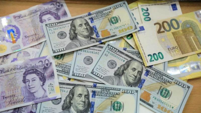 نرخ ارز در بازارهای مختلف 26 بهمن / جدیدترین قیمت دلار و یورو