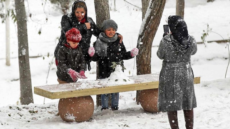 ایران رسماً وارد زمستان می‌شود/ کاهش محسوس دما تا چهارشنبه+ فیلم