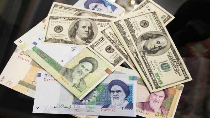 حداقل حقوق کارگر ایرانی در سال 1403 به دلار چقدر می‌شود؟ + عکس
