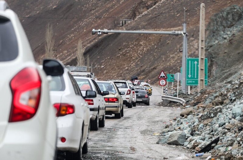 جاده کرج - چالوس و آزاد راه تهران-شمال به سمت مازندران بسته شد 