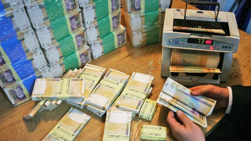 حقوق اردیبهشت این افراد ۲ میلیون بیشتر است