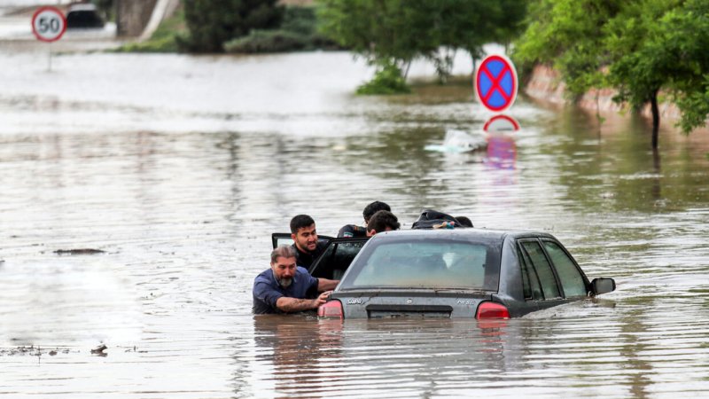 تصاویر آخر الزمانی از سیل وحشتناک در مشهد!/ آخرین آمار جانباختگان+ فیلم