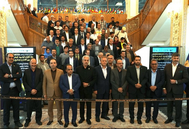  هفدهمین نمایشگاه طلا و جواهر اصفهان افتتاح شد + عکس