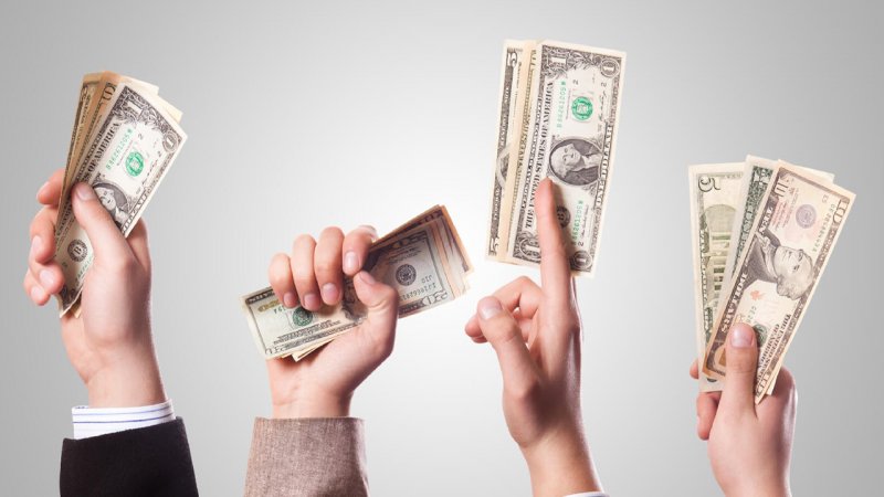 قیمت دلار ۱۳هزار تومان ریزش کرد