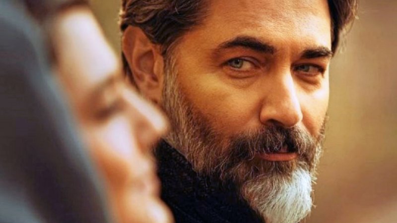 سکانس جنجالی رقص پارسا پیروزفر با بازیگر زن سینمای ایران+ فیلم