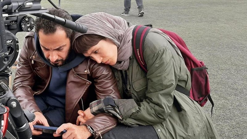 شباهت عجیب نوید محمدزاده با یک فرد قجری منجر به واکنش او شد+عکس