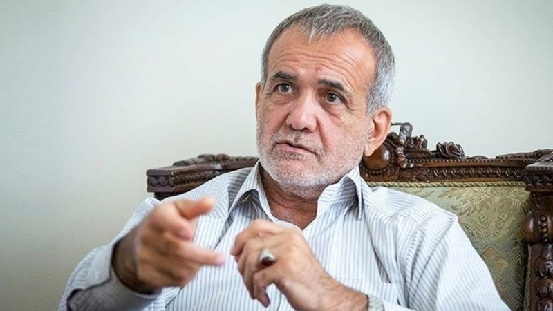 توپخانه کیهان علیه پزشکیان روشن شد: در ستاد خود از عوامل فتنه استفاده کرده اید