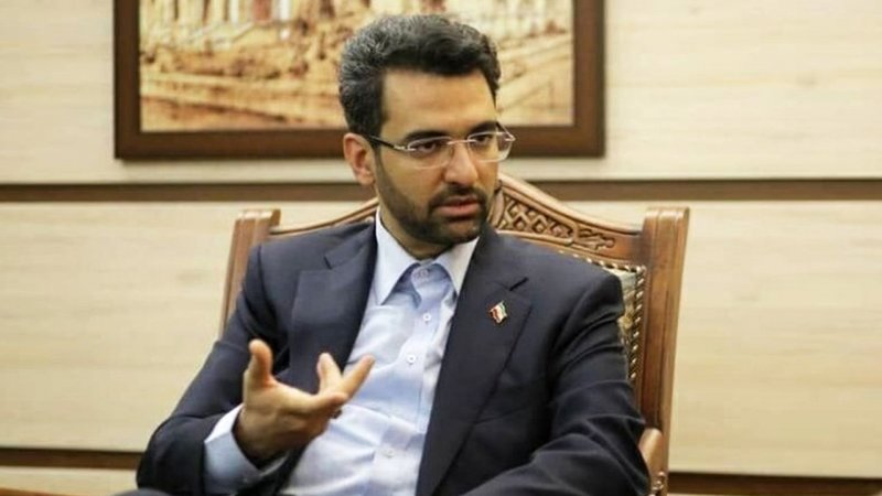 حمله تند آذری جهرمی به نامزد اصولگرا:حیا کنید!