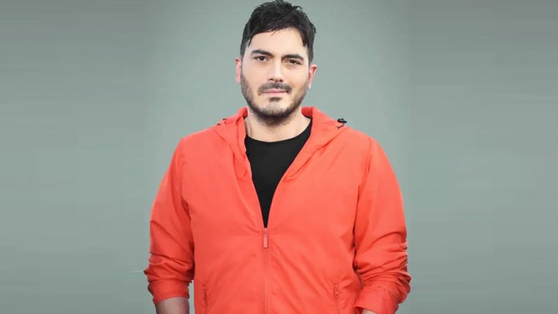 درخواست باورنکردنی آقای بازیگر از مردم؛ دریافت پول برای گرفتن عکس سلفی! + فیلم