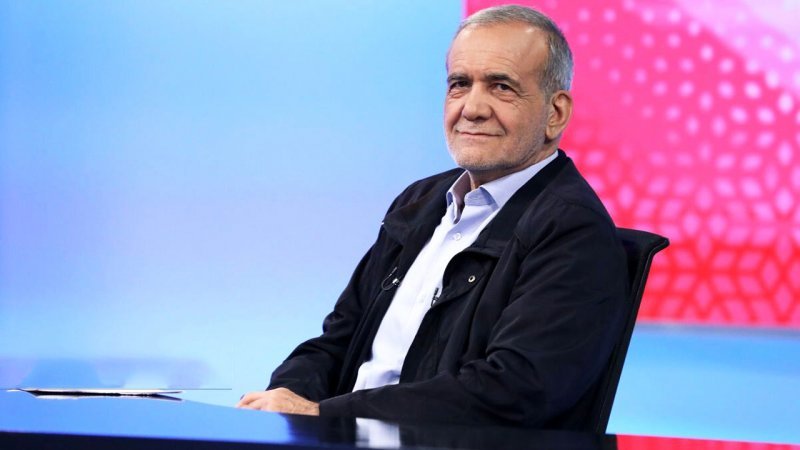 پزشکیان اتمام حجت کرد؛ در برابر گشت‌های اجباری و فیلترینگ می‌ایستم+ تصویر