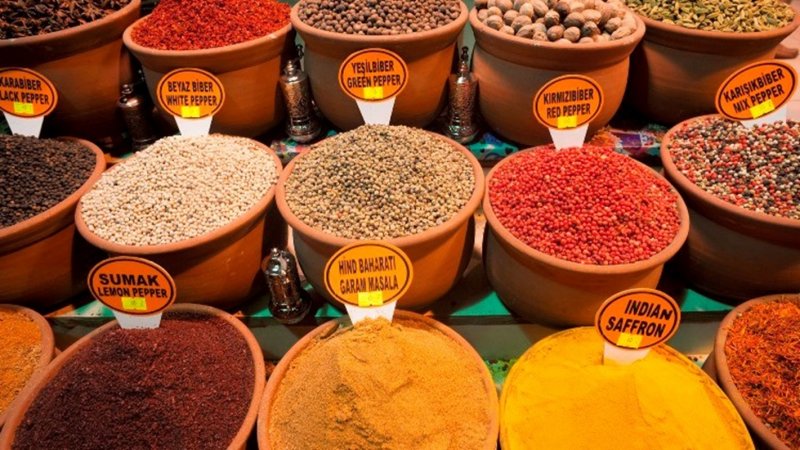 راهنمای خرید سوغاتی در تور وان؛ از وان چی بخریم؟