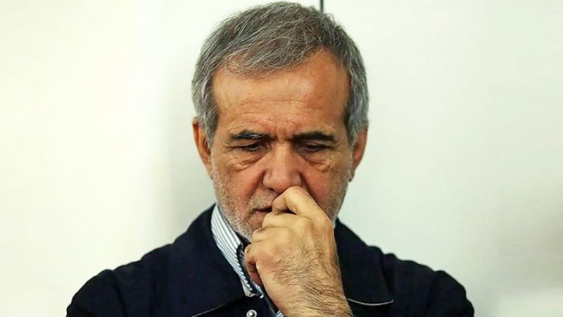 ژست خاص پزشکیان روی جلد روزنامه تهران تایمز + عکس