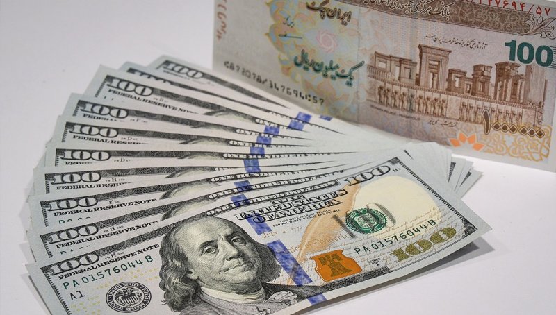 کف قیمت دلار اعلام‌شد