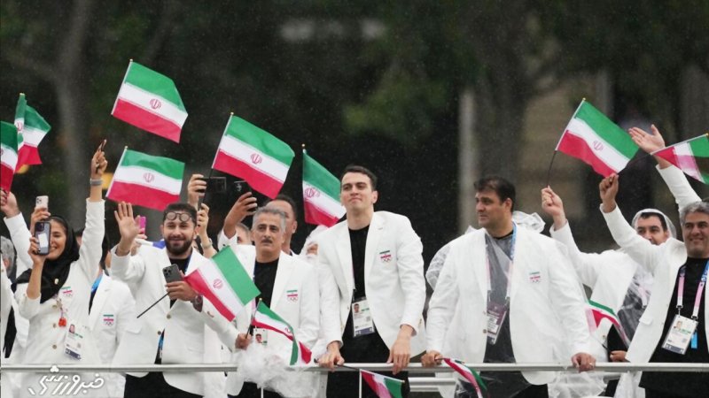 قابل توجه مسئولان کشور؛ مقایسه لباس کاروان فلسطین و ایران در المپیک+  عکس