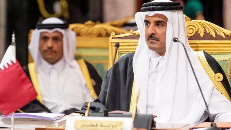 پوشش متفاوت امیر قطر در مراسم تشییع هنیه سوژه شد+ عکس