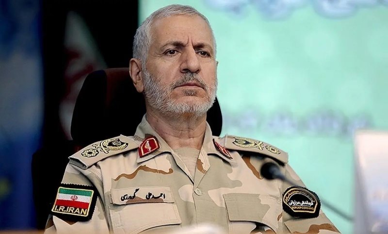 اتباع غیرمجاز تا پایان سال کشور را ترک کنند