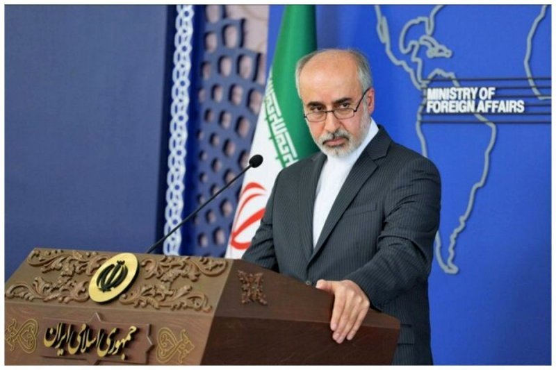 واکنش سخنگوی وزارت خارجه به توقیف هواپیمای مادورو توسط آمریکا 