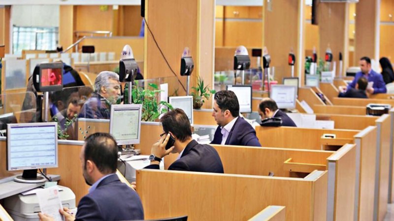 میزان حقوق و وام کارکنان بانک‌ ها اعلام شد