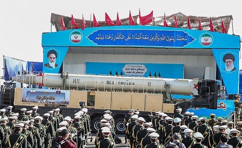 رونمایی از جدیدترین موشک بالستیک و پهپاد سپاه  + فیلم