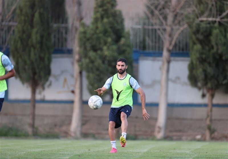 شوک به استقلال و جواد نکونام چند ساعت مانده به بازی پرسپولیس