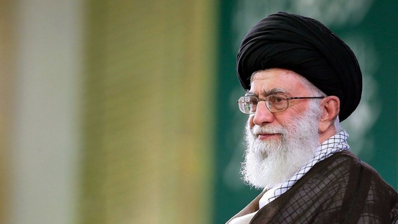 آخرین هدیه رهبر معظم انقلاب به شهید سردار نیلفروشان + عکس
