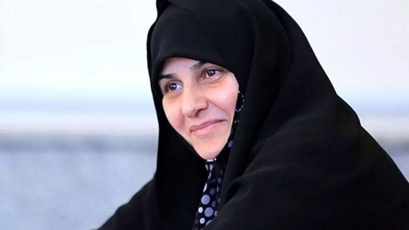 عکس خبرساز از جمیله علم الهدی/ در منزل شهید رئیسی چه خبر است؟+ تصاویر