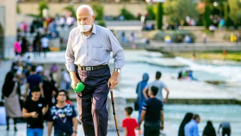 بازنشستگان کشوری منتظر این واریزی باشند