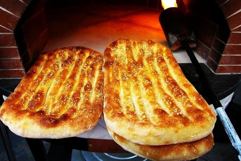 ۲ نان بخر، یکی بِبَر/ چاقوی اصناف دسته خود را نمی‌برد