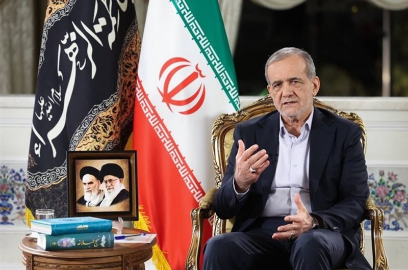 پزشکیان: در حل مشکل بنزین، معیشت مردم باید مد نظر باشد