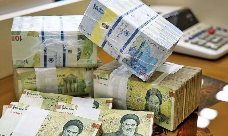 پرداخت وام کم بهره ۱۶۰ میلیون تومانی برای خرید پنل خورشیدی