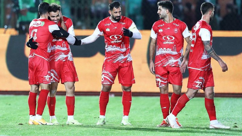 پاسخ رد یک بازیکن به کریم باقری و پیروانی؛ دیگر به تمرین پرسپولیس نمیآیم