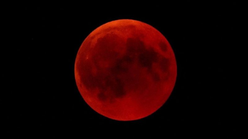 ماه گرفتگی خونین در هفته آینده