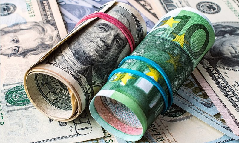نرخ ارز در بازارهای مختلف 26 اسفند/ دلار و یورو گران شد