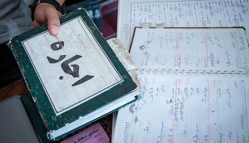 اجاره‌ افسار پاره کرد