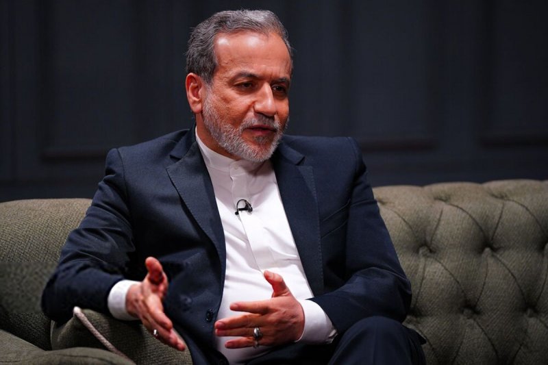 عراقچی: ایران اصلا قصد ندارد در ملأ عام مذاکره کند