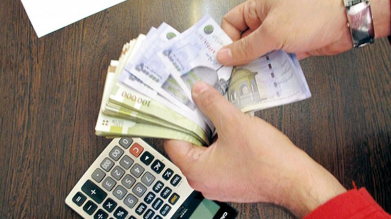 مصوبه جدید دولت درباره حقوق کارمندان/ حقوق چه کسانی ۱۴ میلیون تومان اضافه می‌شود؟