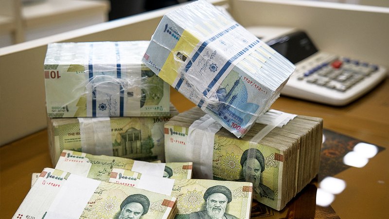 افزایش حقوق در ۱۴۰۴ رسما کلید خورد/ فوق‌العاده خاص کارکنان دولت به تصویب رسید