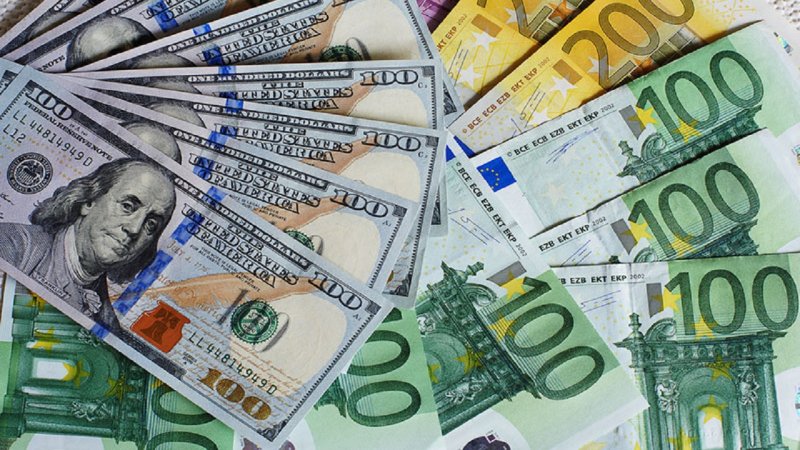 نرخ ارز در بازارهای مختلف 21 اردیبهشت/ دلار و یورو ارزان شد