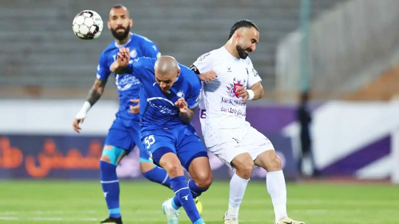 پیغام گزینه پرسپولیس: پیراهن قرمز اصلا؛ فقط برای استقلال بازی می کنم