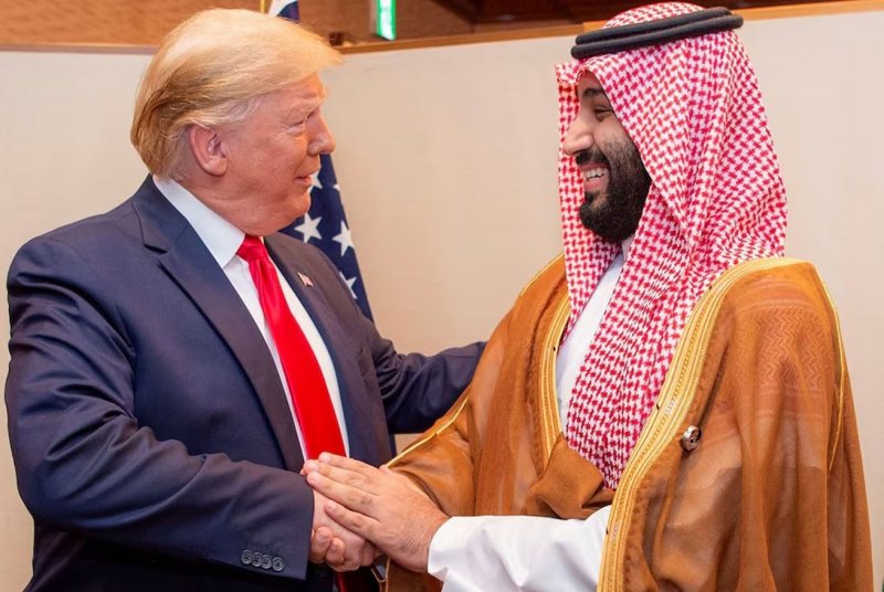 ترامپ خواستار سرمایه‌گذاری «یک تریلیون دلاری» سعودی‌ها در آمریکا است