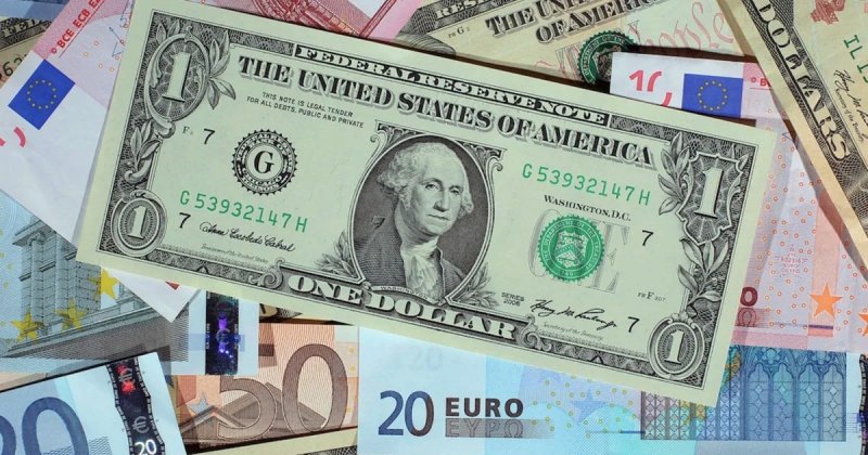 نرخ ارز در بازارهای مختلف 27 اردیبهشت/ یورو کاهشی شد