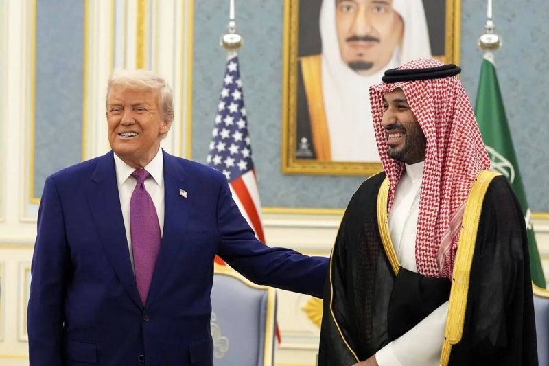 بن سلمان: با این توافق دو میلیون شغل برای آمریکاییها ایجاد کردیم و این نزد خدا کار بزرگی است!