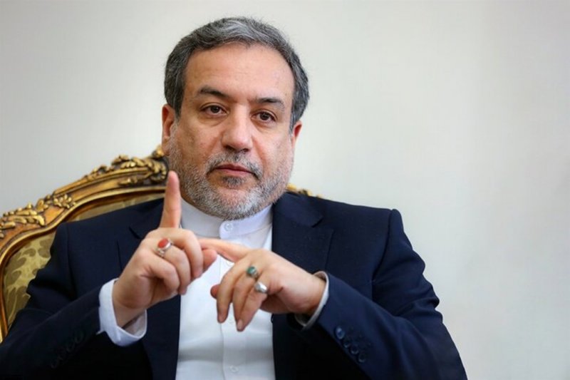 عراقچی خطاب به آمریکایی‌ها: زمان تصمیم‌گیری فرارسیده است