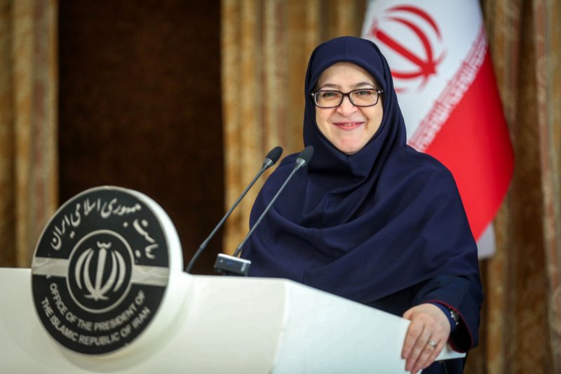 مهاجرانی اعلام کرد: شرط سوختگیری کامیونداران با نرخ قبلی