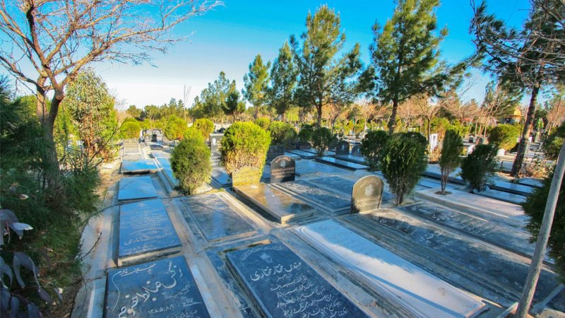 قبر مجانی به چه کسانی تعلق می‌گیرد؟