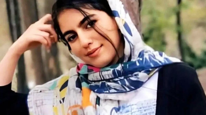 اولین عکس از مزار الهه حسین نژاد با یک نماد خاص+ عکس