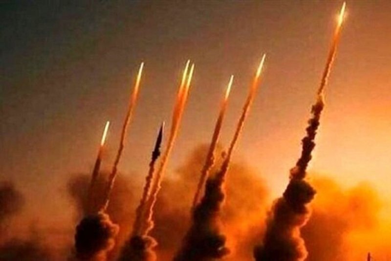 آغاز پاسخ کوبنده ایران به رژیم صهیونیستی/شلیک ۱۰۰ موشک در مرحله نخست
